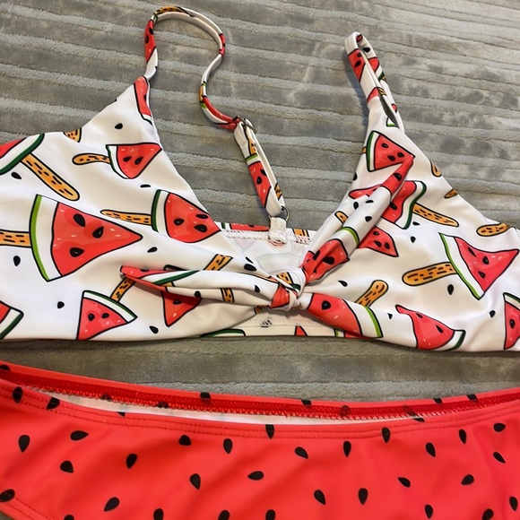 Girls watermelon bikini - Picture 2 of 5